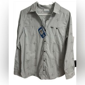 NWT Columbia Women's button up shirt
